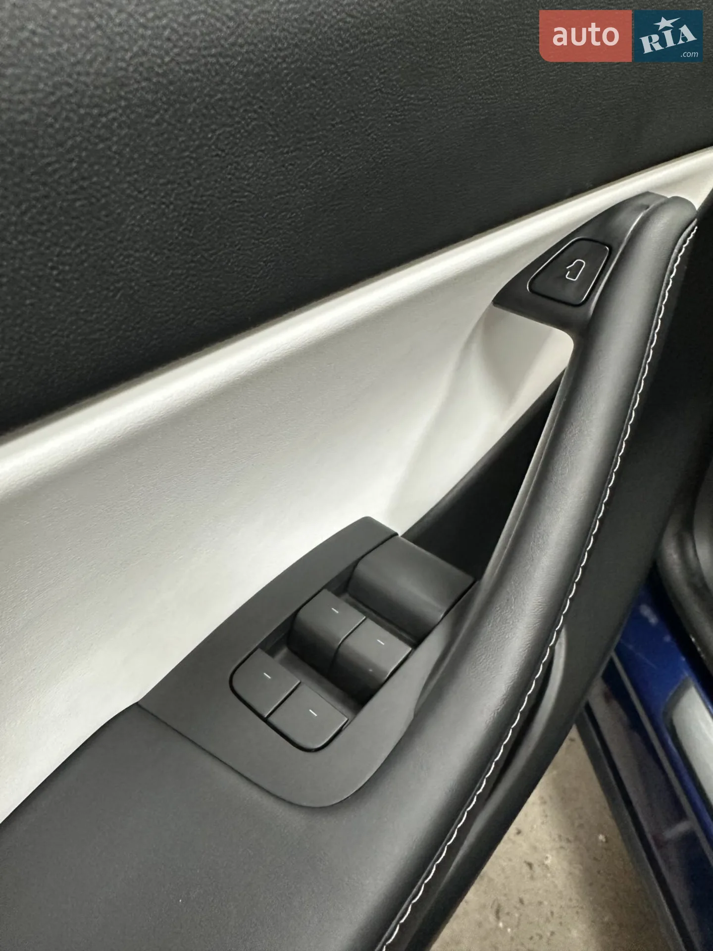 2022 Tesla Model Y - мініатюра 16