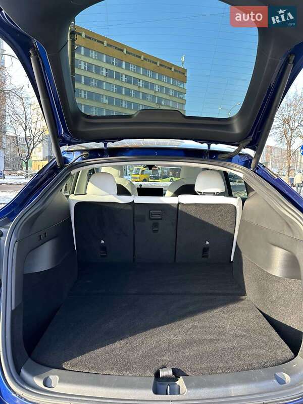 Внедорожник / Кроссовер Tesla Model Y 2022 в Львове