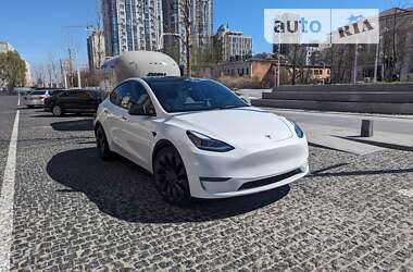 Tesla Model Y 2021