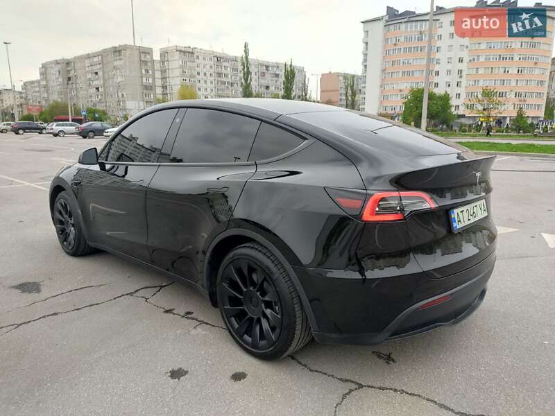 Внедорожник / Кроссовер Tesla Model Y 2022 в Ивано-Франковске