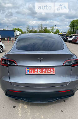 Позашляховик / Кросовер Tesla Model Y 2023 в Рівному