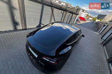 Внедорожник / Кроссовер Tesla Model Y 2022 в Львове
