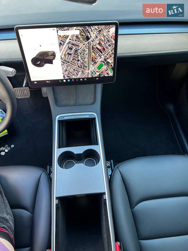 Внедорожник / Кроссовер Tesla Model Y 2022 в Львове фото 39 Внедорожник / Кроссовер Tesla Model Y 2022 в Львове