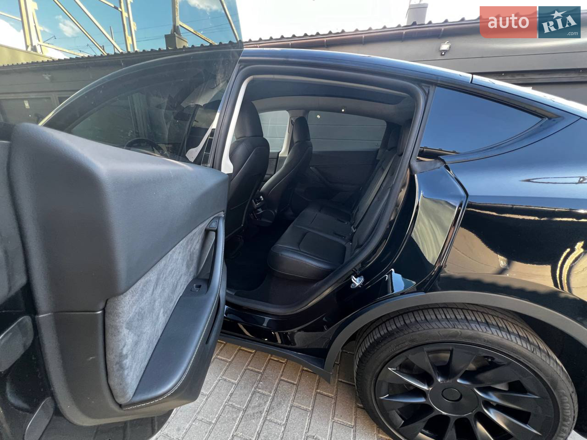2022 Tesla Model Y - мініатюра 43
