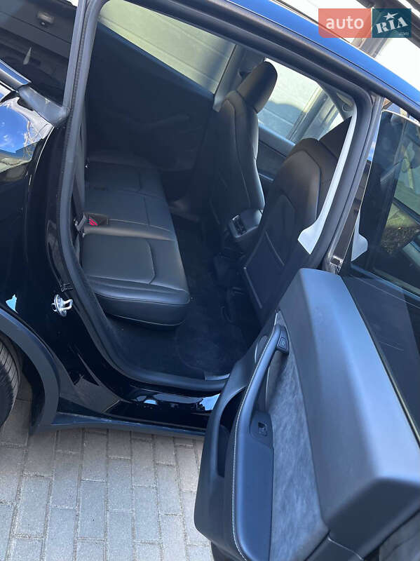 Внедорожник / Кроссовер Tesla Model Y 2022 в Львове фото 49 Внедорожник / Кроссовер Tesla Model Y 2022 в Львове