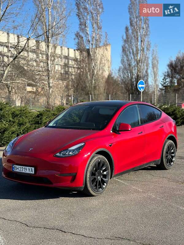 Tesla Model Y 2022