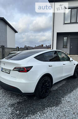 Tesla Model Y 2020