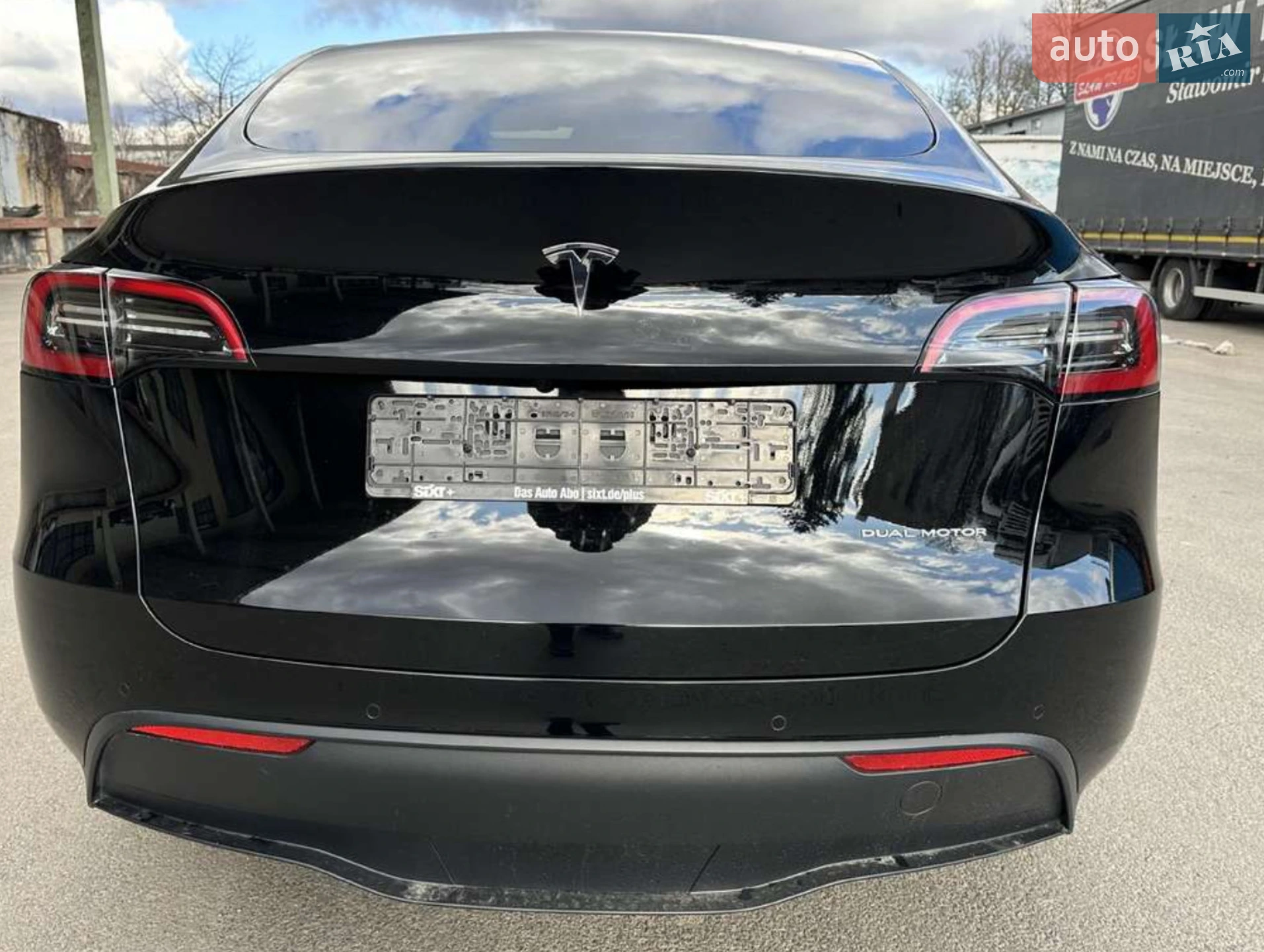 2021 Tesla Model Y - мініатюра 9
