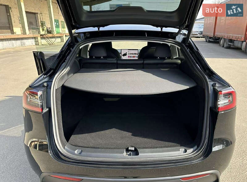 Внедорожник / Кроссовер Tesla Model Y 2021 в Тернополе