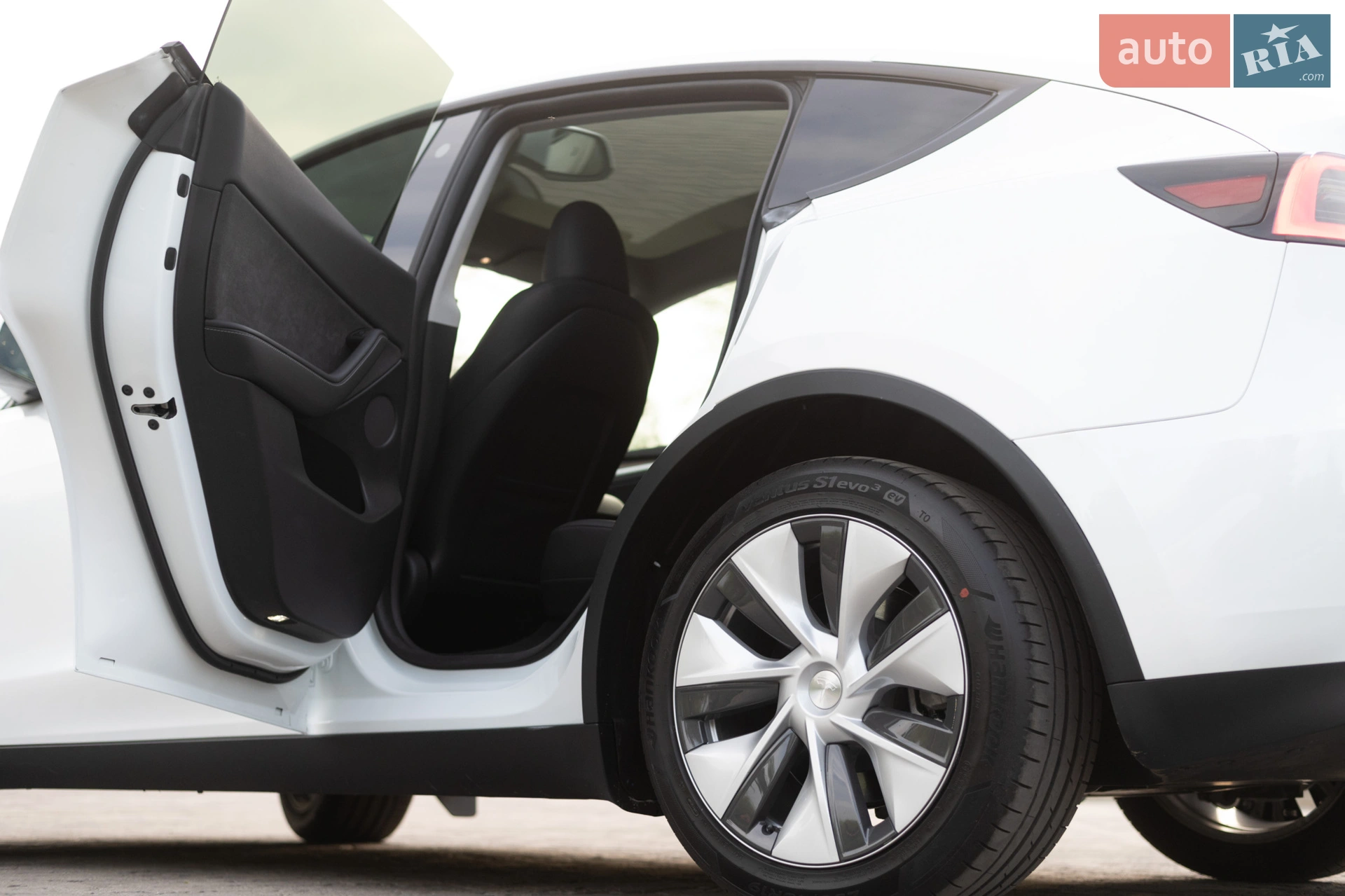 2023 Tesla Model Y - мініатюра 41