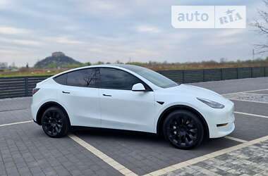 Позашляховик / Кросовер Tesla Model Y 2021 в Мукачевому