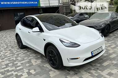 Tesla Model Y 2020