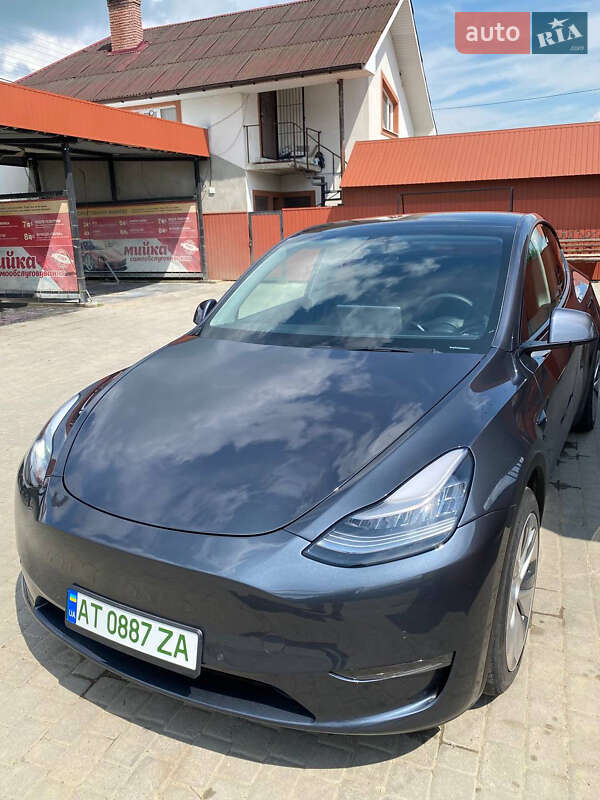 Внедорожник / Кроссовер Tesla Model Y 2021 в Косове