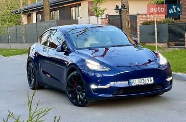 Внедорожник / Кроссовер Tesla Model Y 2020 в Киеве