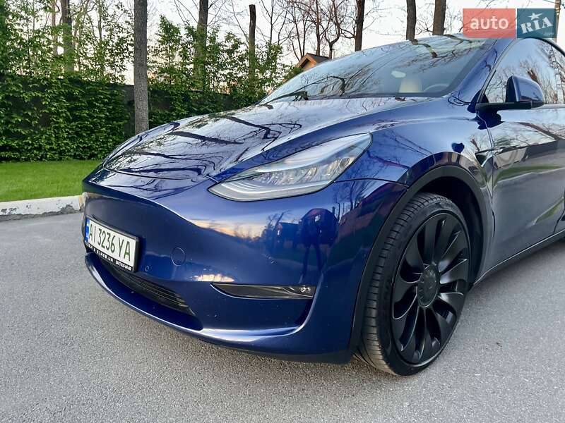 Позашляховик / Кросовер Tesla Model Y 2020 в Києві