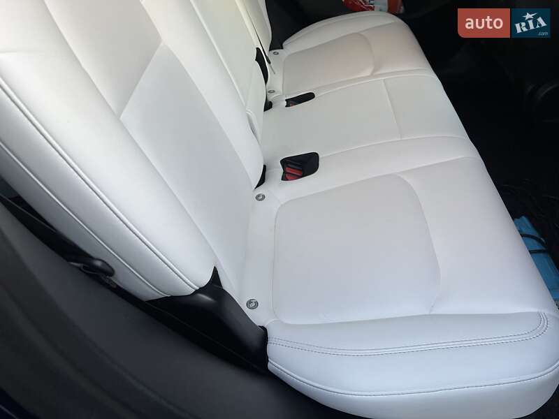 Позашляховик / Кросовер Tesla Model Y 2020 в Києві