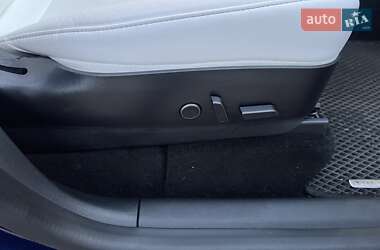 Внедорожник / Кроссовер Tesla Model Y 2020 в 