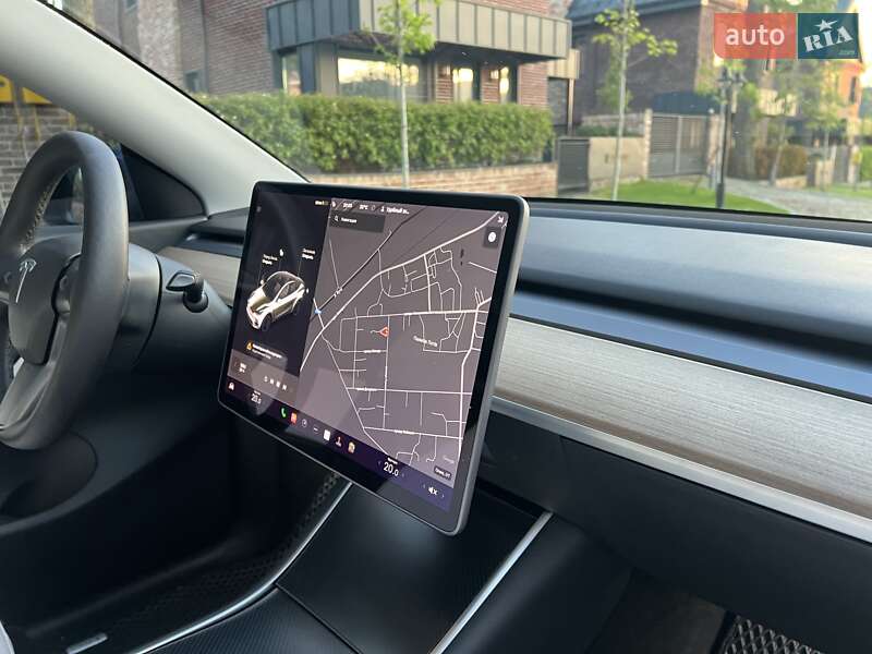 Позашляховик / Кросовер Tesla Model Y 2020 в Києві