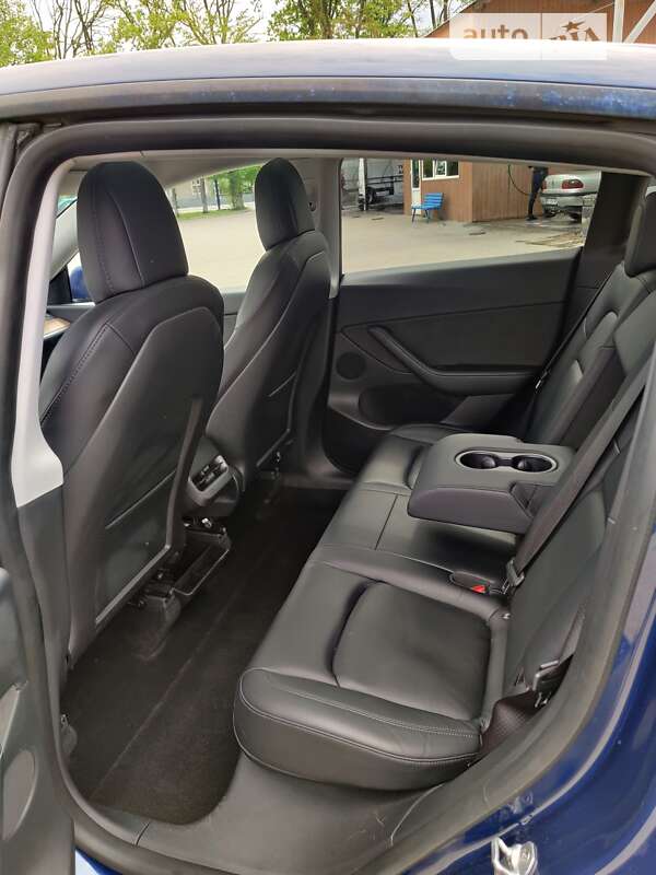 Внедорожник / Кроссовер Tesla Model Y 2022 в Черновцах