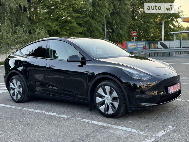 Внедорожник / Кроссовер Tesla Model Y 2022 в Киеве