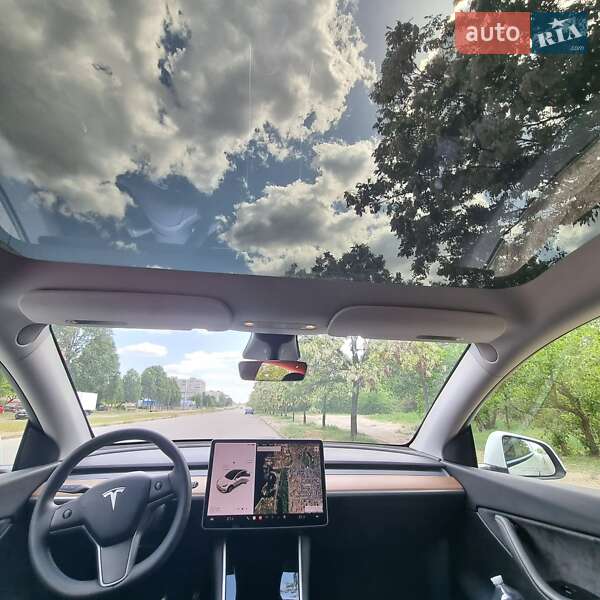 Внедорожник / Кроссовер Tesla Model Y 2021 в Бориславе