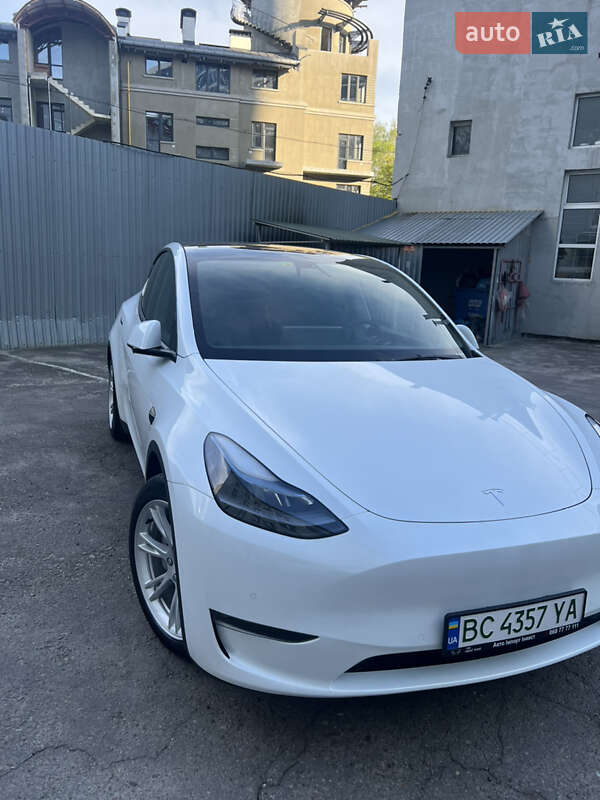 Внедорожник / Кроссовер Tesla Model Y 2022 в Львове