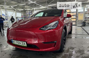 Позашляховик / Кросовер Tesla Model Y 2021 в Луцьку