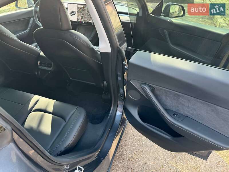 Позашляховик / Кросовер Tesla Model Y 2021 в Львові фото 27 Позашляховик / Кросовер Tesla Model Y 2021 в Львові
