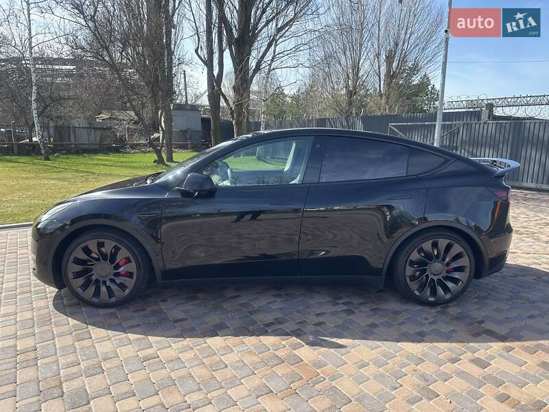Внедорожник / Кроссовер Tesla Model Y 2021 в Броварах