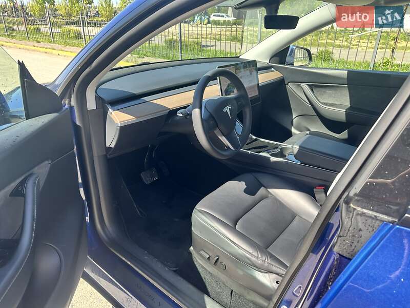 Внедорожник / Кроссовер Tesla Model Y 2020 в Буче
