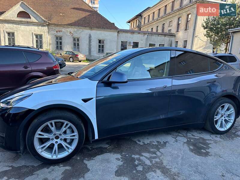 Внедорожник / Кроссовер Tesla Model Y 2022 в Львове фото 3 Внедорожник / Кроссовер Tesla Model Y 2022 в Львове
