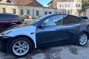 Внедорожник / Кроссовер Tesla Model Y 2022 в Львове