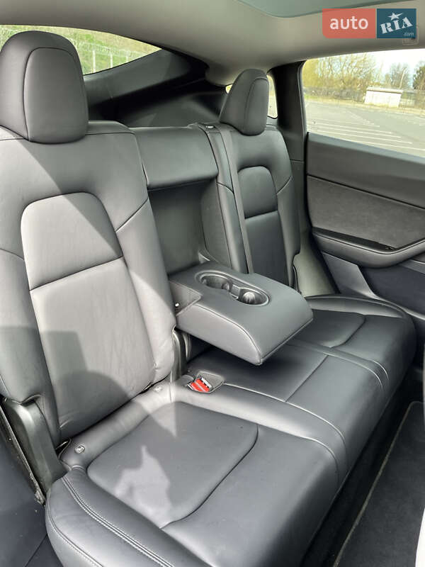 Внедорожник / Кроссовер Tesla Model Y 2020 в Виннице