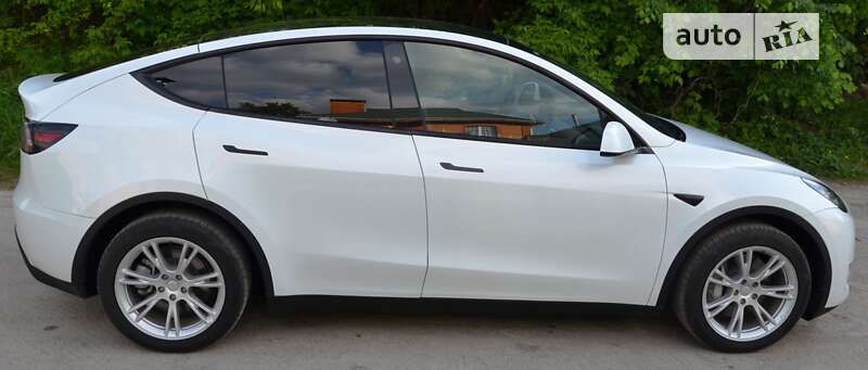 Позашляховик / Кросовер Tesla Model Y 2022 в Черкасах фото 7 Позашляховик / Кросовер Tesla Model Y 2022 в Черкасах
