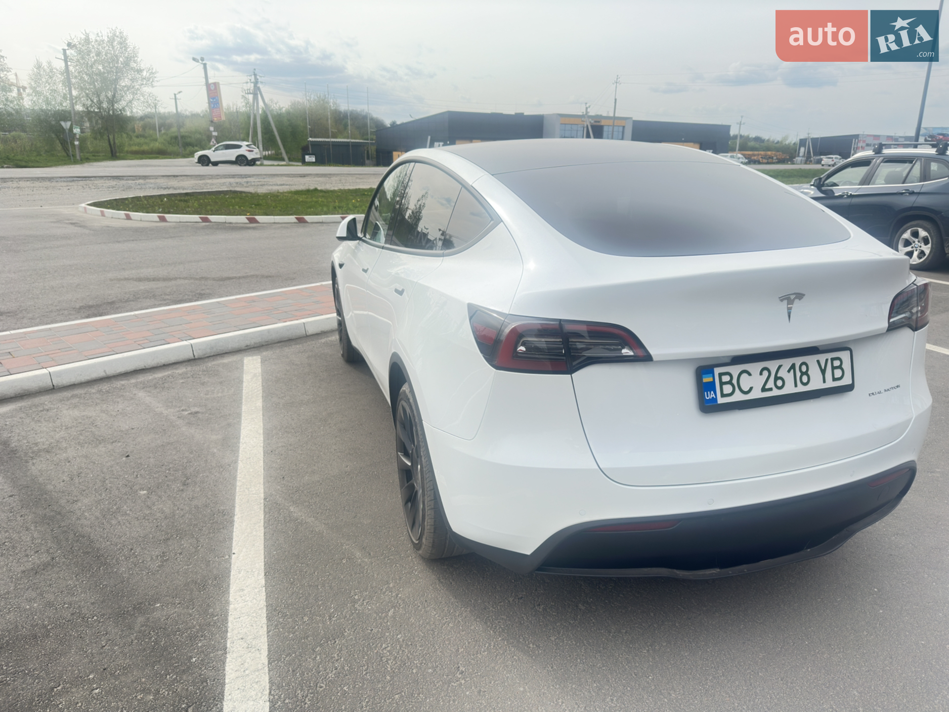 2021 Tesla Model Y - мініатюра 8