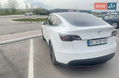 Внедорожник / Кроссовер Tesla Model Y 2021 в Львове