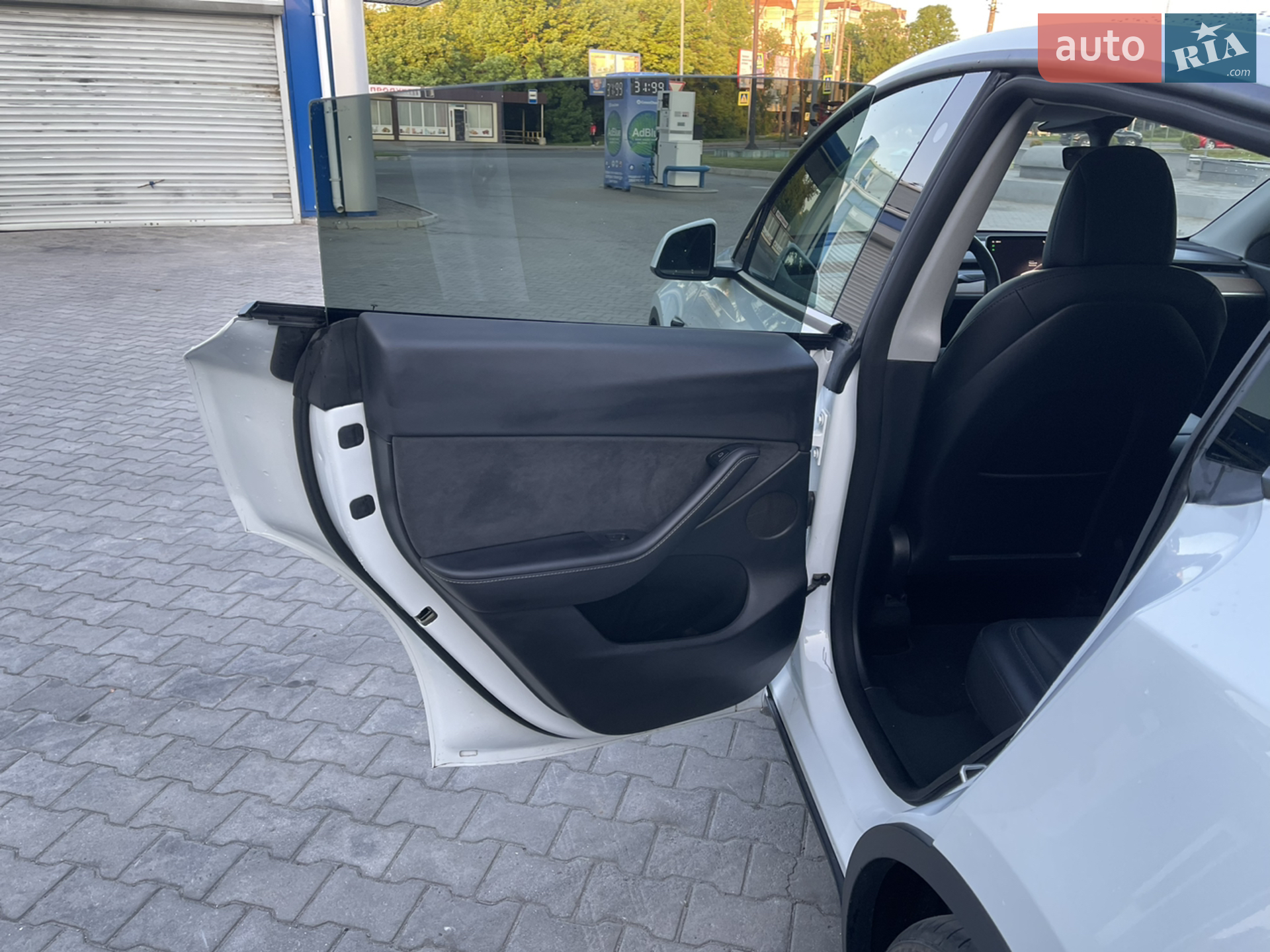 2022 Tesla Model Y - мініатюра 29