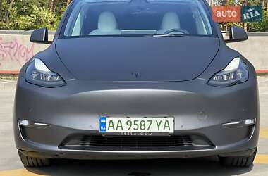 Внедорожник / Кроссовер Tesla Model Y 2022 в Киеве