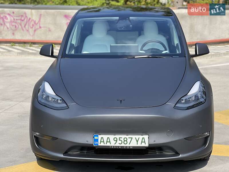 Внедорожник / Кроссовер Tesla Model Y 2022 в Киеве