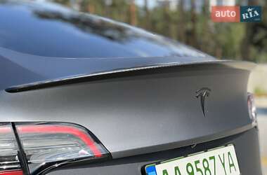 Внедорожник / Кроссовер Tesla Model Y 2022 в 