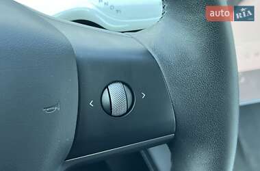 Внедорожник / Кроссовер Tesla Model Y 2022 в 