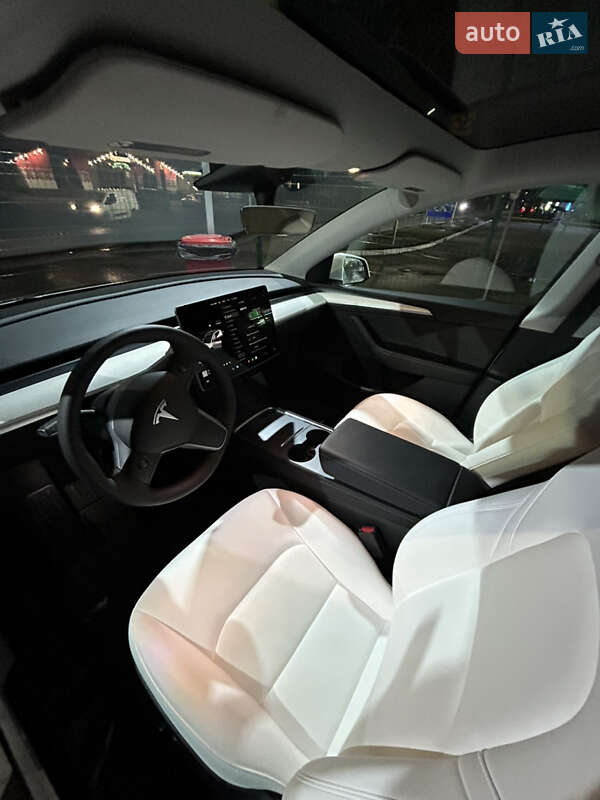 Позашляховик / Кросовер Tesla Model Y 2022 в Черкасах