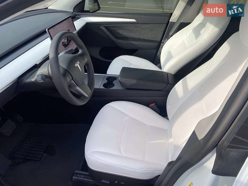 Внедорожник / Кроссовер Tesla Model Y 2022 в Киеве