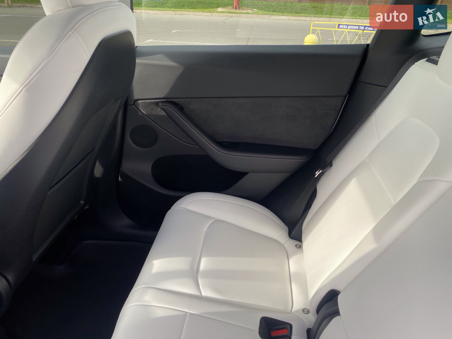 2022 Tesla Model Y - мініатюра 29