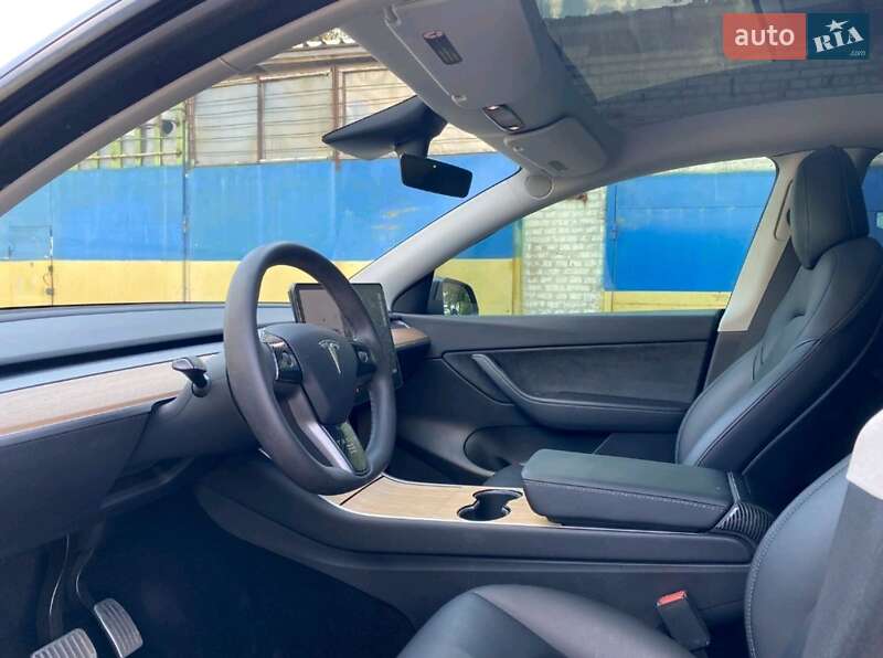 Внедорожник / Кроссовер Tesla Model Y 2020 в Белой Церкви