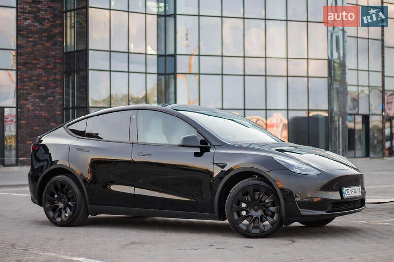 Внедорожник / Кроссовер Tesla Model Y 2023 в Хусте