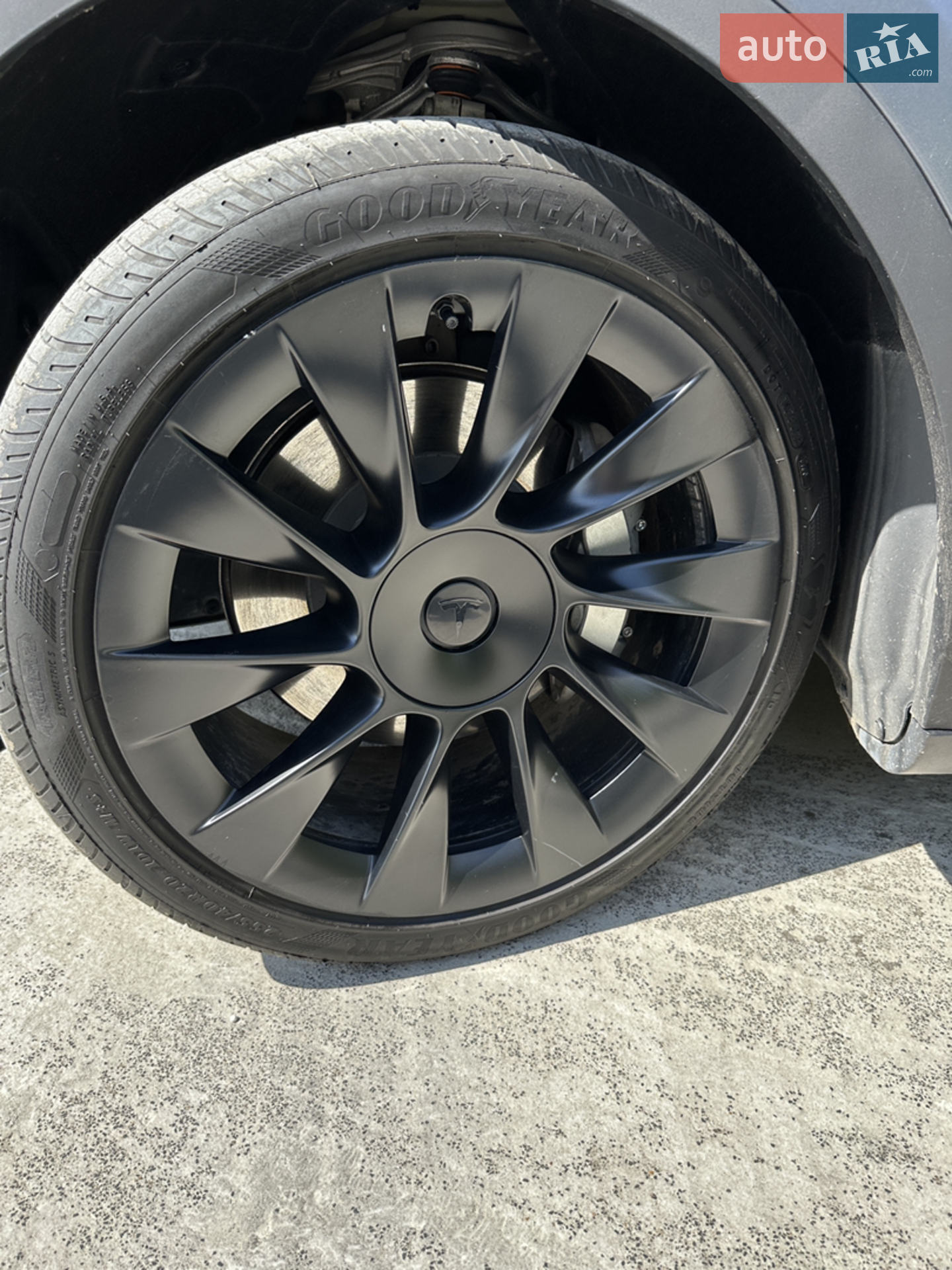 2023 Tesla Model Y - мініатюра 3