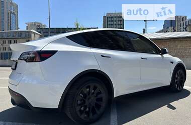 Внедорожник / Кроссовер Tesla Model Y 2022 в Киеве