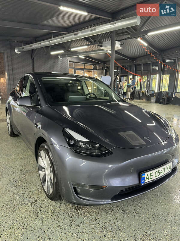 Внедорожник / Кроссовер Tesla Model Y 2022 в Кривом Роге