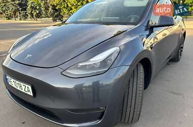 Позашляховик / Кросовер Tesla Model Y 2023 в Новомосковську